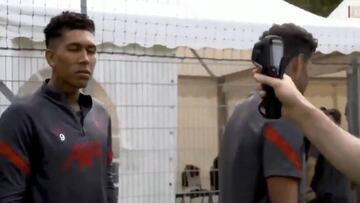 Liverpool: Firmino all smiles for coronavirus test