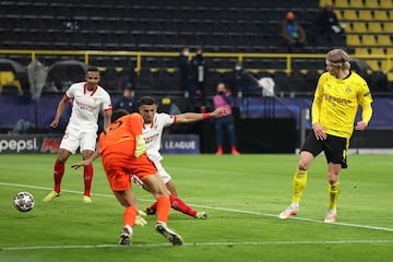 1-0. Erling Haaland marcó el primer gol.