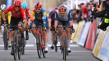 Mozzato se adjudica al esprint la Bredene-Koksijde