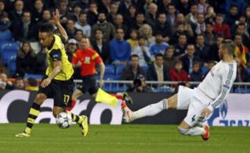 Pierre-Emerick Aubameyang y Sergio Ramos.