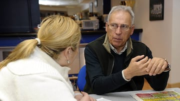 Amancio junto a Carmen Colino durante una entrevista para AS Color en abril de 2012.