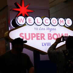 Crazy Super Bowl bets: Gamblers betting millions on the 49ers - Chiefs game in Las Vegas