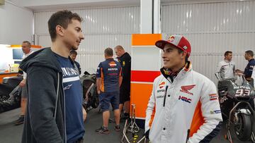 El piloto nacido en Palma de Mallorca ha pasado su primer día con el equipo Repsol Honda junto a su nuevo compañero Marc Márquez. El hecho se ha producido en los entrenamientos realizados en Valencia.