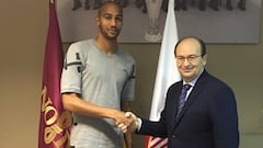 N'Zonzi agrees contract extension with Sevilla