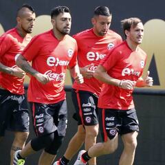 Pizzi planea tres cambios en La Roja para enfrentar a Panamá