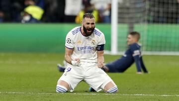 Benzema celebra el triunfo del Real Madrid ante el PSG.