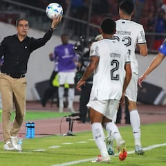 Radiografía al DT europeo que busca la U: estilo, títulos y carrera