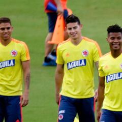 Cuéllar invita a James a jugar en Flamengo en el futuro