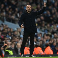 Pep Guardiola llega a 250 partidos dirigidos en la Premier League y acecha al Arsenal