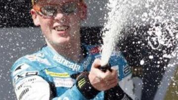 Smith gana en 125cc secundado por Sergio Gadea y Marc Márquez