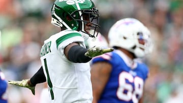 Jets CB Sauce Gardner and Chiefs guard Trey Smith were the latest NFL players to make history. Here are the other highest-paid players around the league.