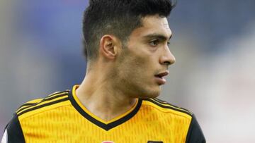 Conor Coady sobre Raúl Jiménez: "Hablamos con él todos los días"