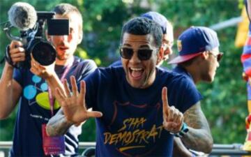 A sus 33 años, Dani Alves ya ha ganado 32 trofeos entre Sevilla, la selección brasileña y especialmente Barcelona.