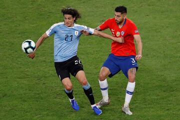 La cara más visible del recambio en la Roja es formado en Universidad Católica, club en el que debutó en 2016.