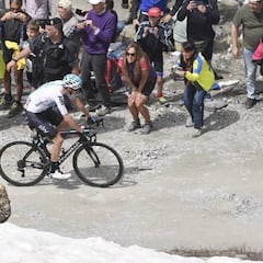 Resumen y resultado de la 19ª etapa del Giro de Italia: Yates se hunde y Froome coge el rosa