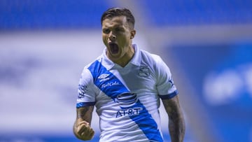 El uruguayo Christian Tabó rescató el empate para La Franja en tiempo de compensación, en juego que lucieron vistosas anotaciones.