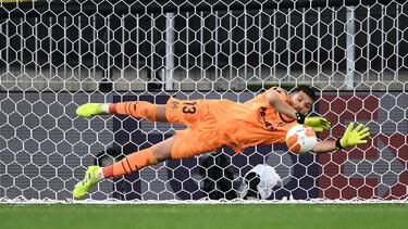 El famoso penalti de Riquelme ha muerto, ¡larga vida al de Rulli!