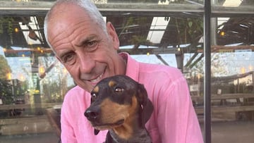 Gorriarán posa para AS con uno de sus perros.