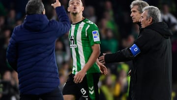 Luiz Felipe se encara con Valverde.