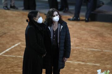 Claudia Rodríguez con Isabel Díaz Ayuso.