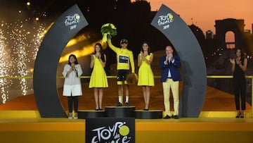 El pedalista del Ineos se convirtió en el primer colombiano en ganar el Tour de Francia. Escribió una página dorada en la historia del ciclismo.