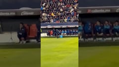 Afición del San Luis le aventó billetes a André Jardine y le gritó “vendido”