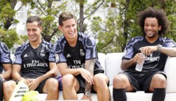 Keylor Navas, Morata, Lucas Vázquez, James y Marcelo fueron los encargados de presentar en Nueva York la tercera equipación del Real Madrid.











