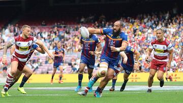 Los Dragons Catalans vistieron la camiseta azulgrana en su encuentro en el Camp Nou frente al Wigan Warriors a los que derrotaron por 33.16.