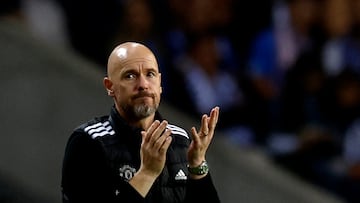 Soccer Football - Europa League - FC Porto v Manchester United - Estadio do Dragao, Porto, Portugal - October 3, 2024 Manchester United manager Erik ten Hag reacts Action Images via Reuters/Peter Cziborra