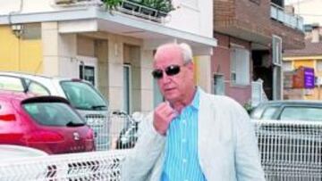 <b>PLAN DE ACTUACIÓN. </b>Jesús Samper tiene claro que o llegan refuerzos prácticamente a 'coste cero' o fichar dependerá de su bolsillo. Y eso...