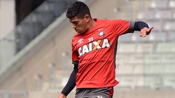 Pavez es el chileno más regular en Brasil de la última década