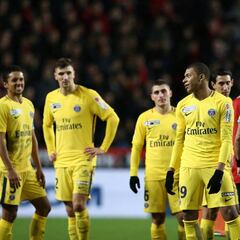 El PSG, a su primera final del año y Mbappé, expulsado con el VAR