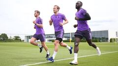 Davinson viaja con Tottenham y podría jugar ante Real Madrid