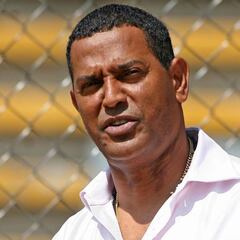 Antonio Carlos Santos: "En América deben correr a la mitad de los jugadores"