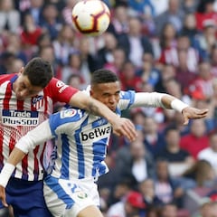 Para Iturralde hay penaltis de Giménez a En Nesyri y de Rodrigo a Arnáiz: no los pitó Mateu