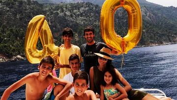 Raúl González Blanco celebra su 40 cumpleaños con muchas felicitaciones