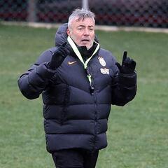 Torrent: "Hacemos un flaco favor a Xavi si lo comparamos con Pep"