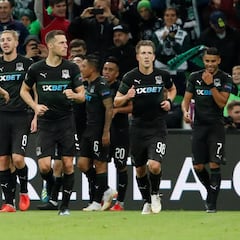 Dos suplentes del Krasnodar remontan al Sevilla