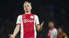 Real Madrid: Van de Beek to join in summer, says De Telegraaf