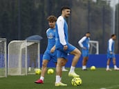 Ximo Navarro se entrena con el grupo y agiliza su regreso con el Depor