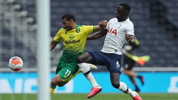 Davison Sánchez juega partido amistoso antes del reinicio ante el Norwich