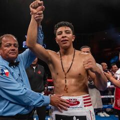 Jaime Munguía descarta a Dmitry Bivol y apunta a Gennadiy Golovkin