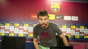El central azulgrana, en la sala de prensa del Camp Nou.