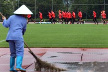 La Roja prepara la final de la China Cup ante Islandia