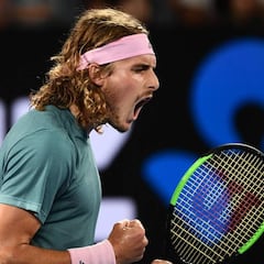 Tsitsipas llama a la puerta de los grandes tras ganar a Federer