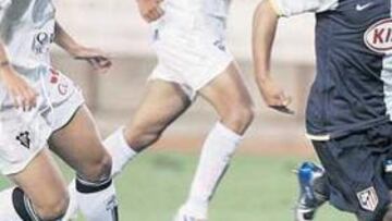 <b>IMPARABLE. </b>Agüero recibió fuera del área, esquivó a tres defensas del Albacete y marcó el gol del empate con un disparo muy colocado.