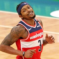 Phoenix Suns y Miami Heat buscan a Bradley Beal