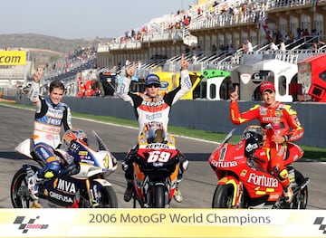 La temporada 2006 fue el año de su consagración. Hasta Valencia, último GP de la campaña, no se resolvería quien ser­ía el campeón. Rossi era líder del mundial, con 8 puntos de ventaja sobre Nicky Hayden, y una caída del italiano, que finalmente quedó 13º, hizo que la tercera posición del estadounidense le valiera para proclamarse campeón del Mundo.