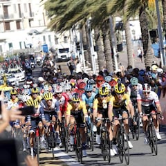 El Tour sigue adelante sin su director, positivo por COVID-19