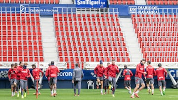 Entrenamiento a puerta cerrada en El Sadar, en el que no ha estado Moncayola.
